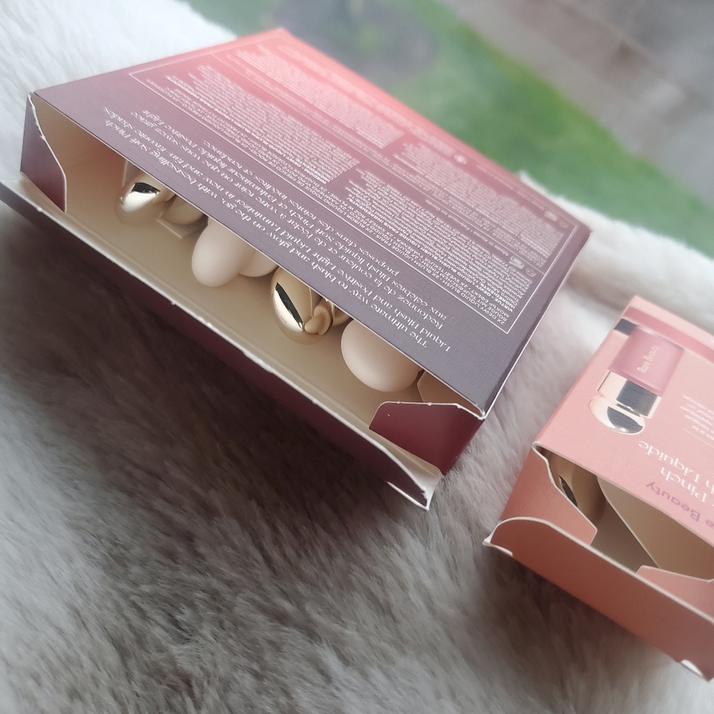 Rare Beauty Blush and Glow Set & Soft Pinch Liquid Blush Mini in Hope - Picture 4 of 5